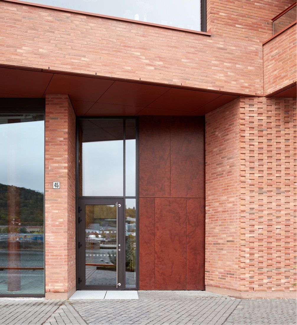 Prodema Chestnut Birch wood cladding in the Munch Brygge Residential Complex by Lund+Slaatto
