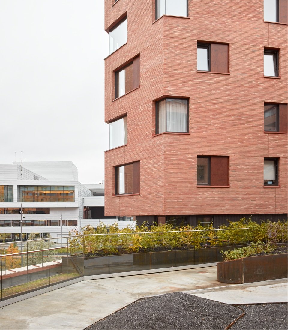 Prodema Chestnut Birch wood cladding in the Munch Brygge Residential Complex by Lund+Slaatto