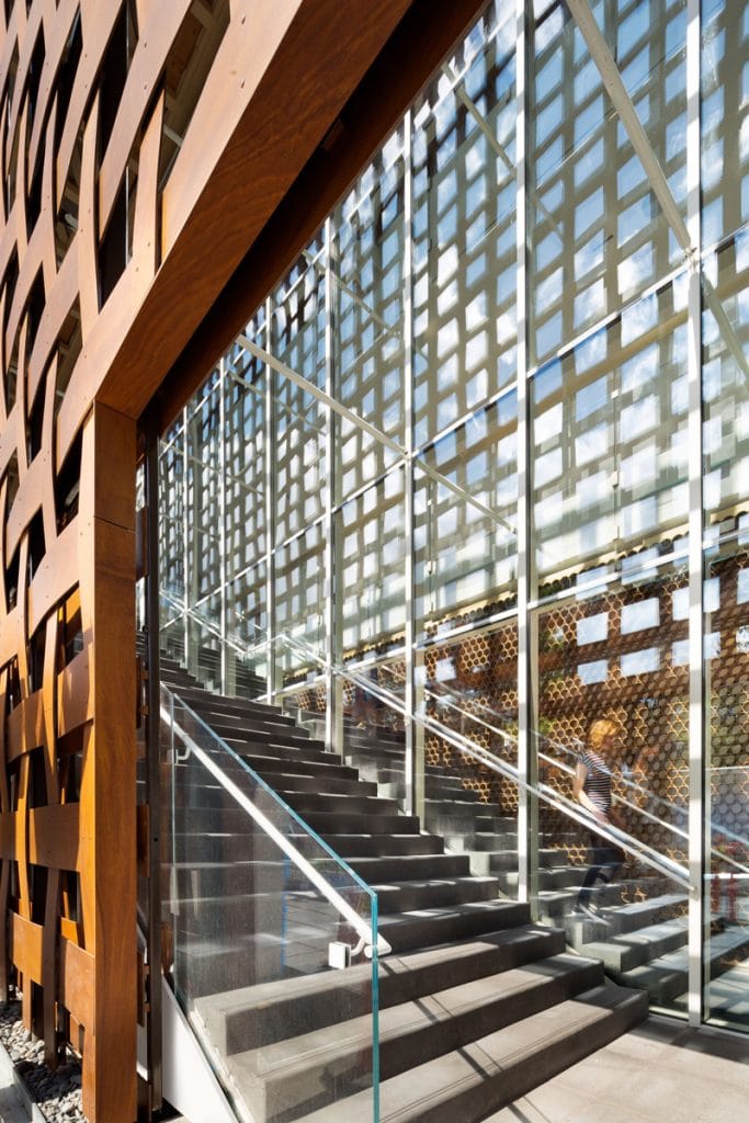 prodema rustik wood aspen art museum shigeru ban architects 07