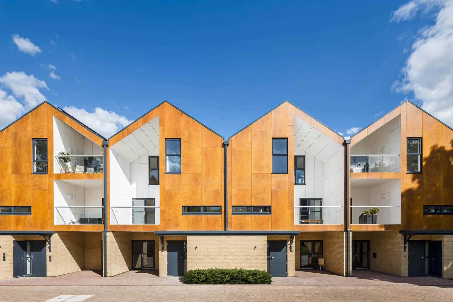 Natural Wood Cladding Facades| Parklex Prodema