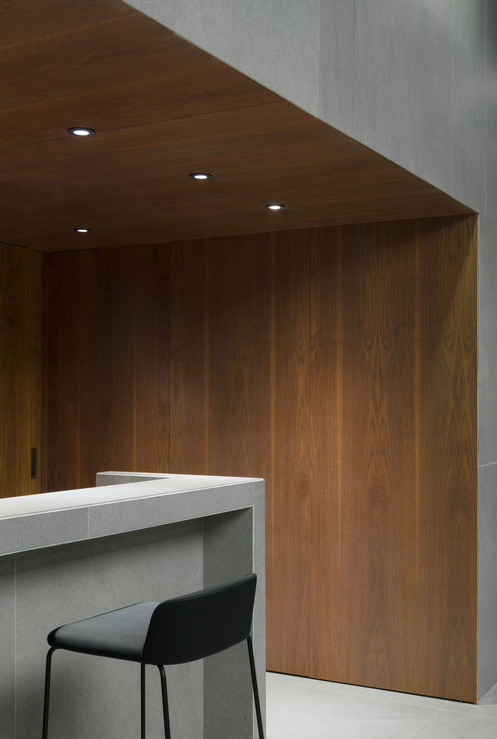 parklex prodema walnut avianca lounges francesc rife studio 06