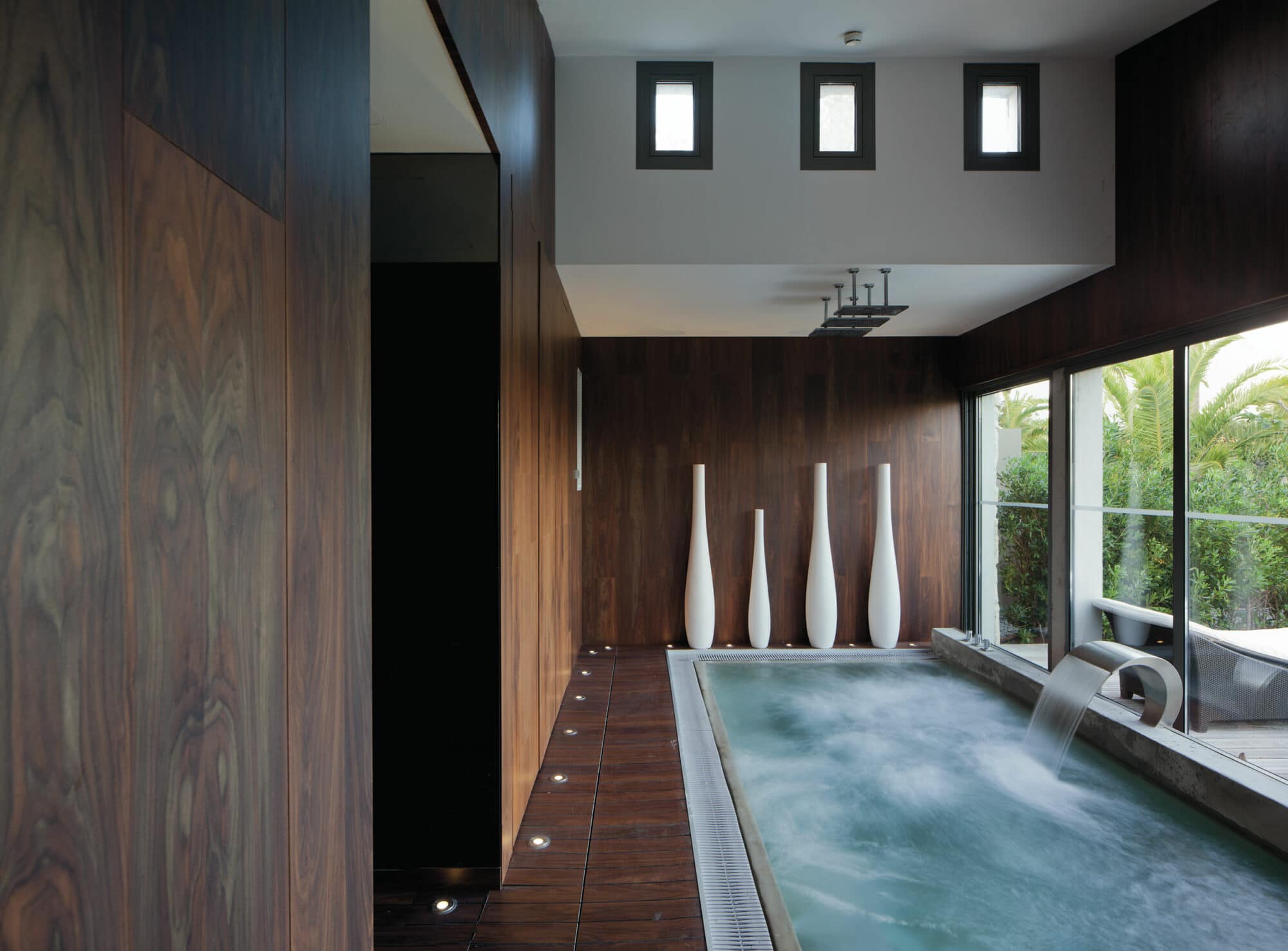 parklex prodema walnut hotel sezz saint tropez christophe pillet 03