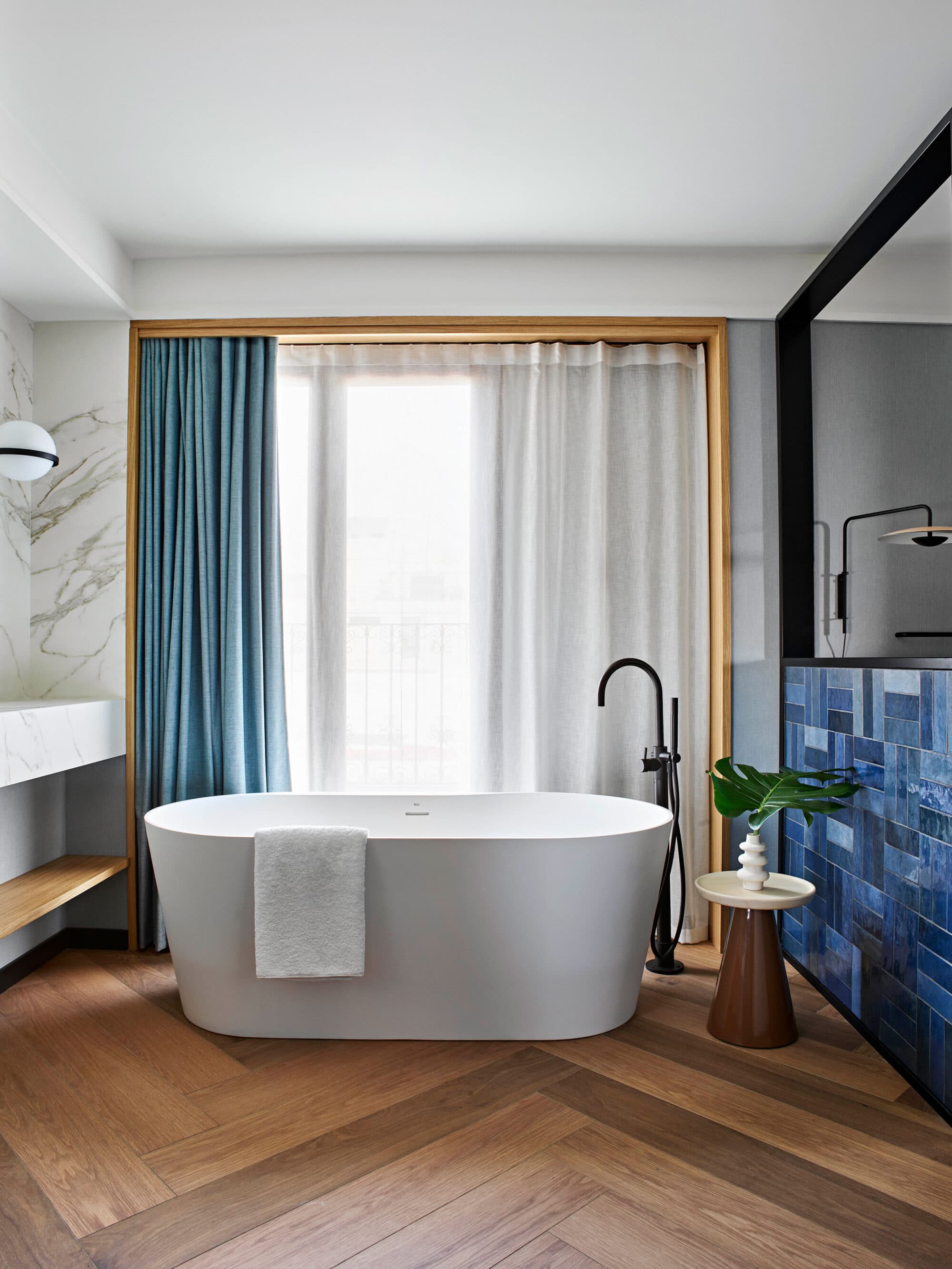 parklex prodema white oak kimpton vividora hotel el equipo creativo 05