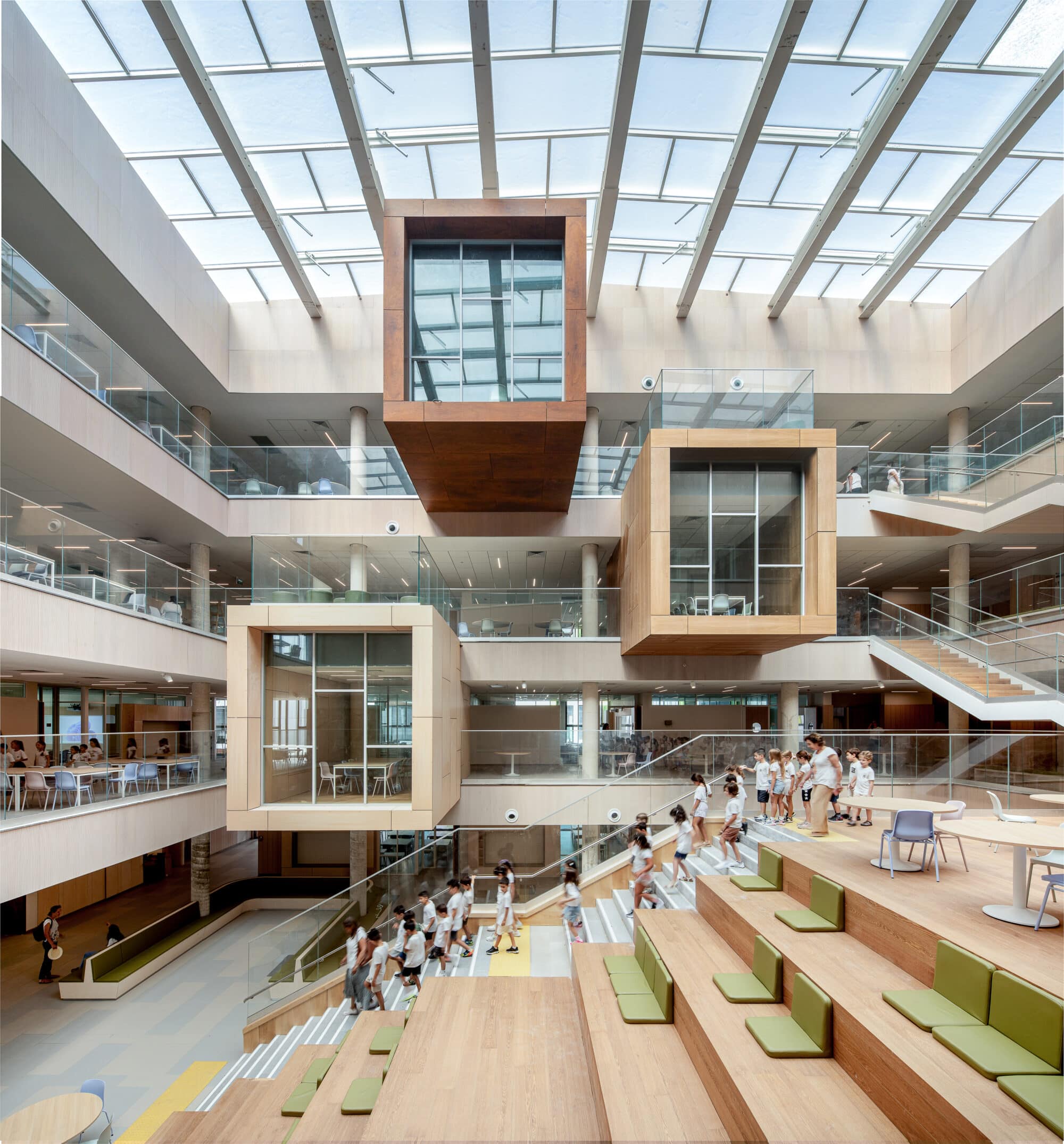 Naomi Shemer Elementary School
Regavim+Architects