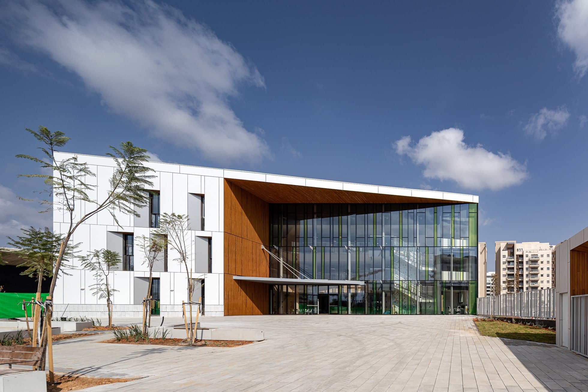 naturclad w primary school in israel.regavimarchitects 11