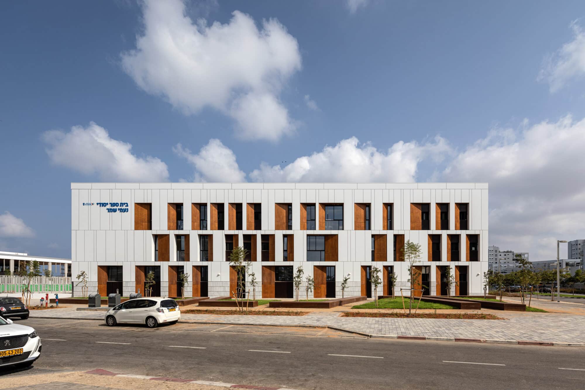 naturclad w primary school in israel.regavimarchitects 4