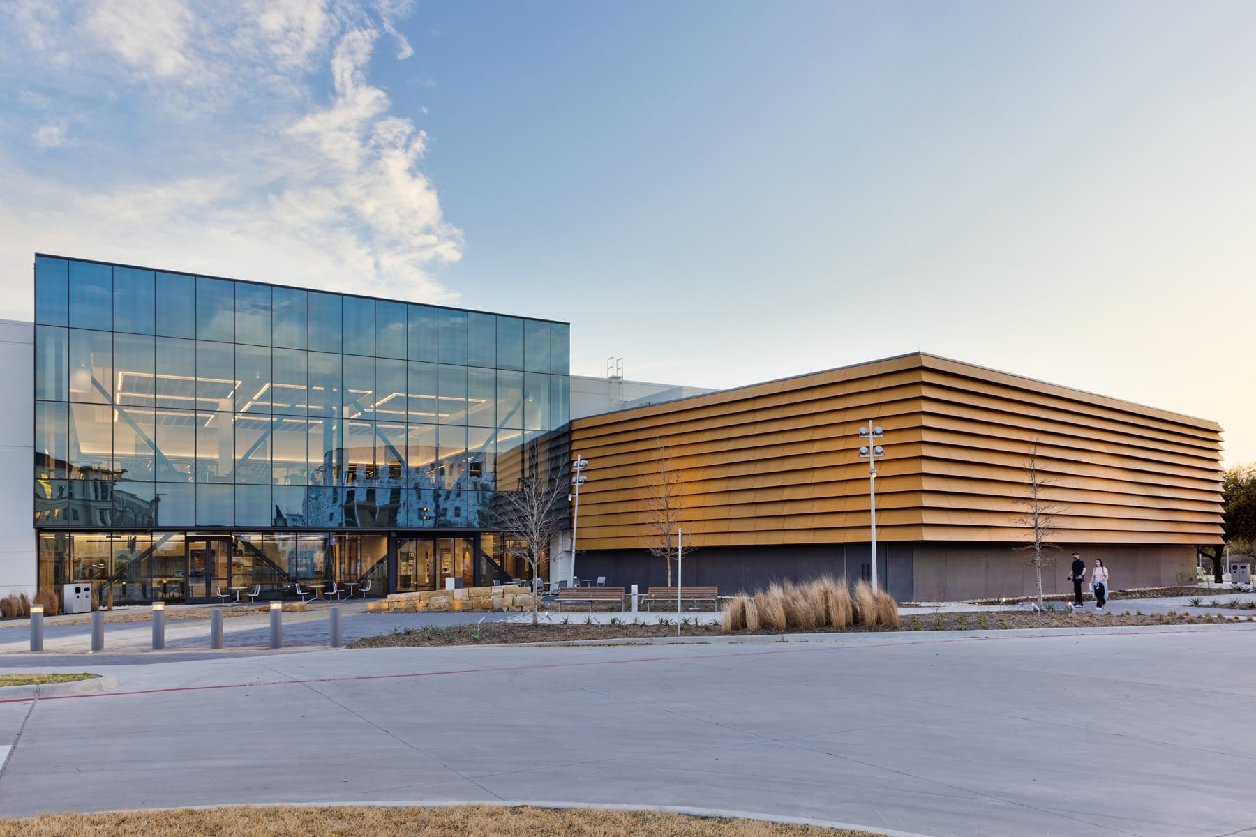 HIPDL FriscoPublicLibrary Exterior Zhou 21