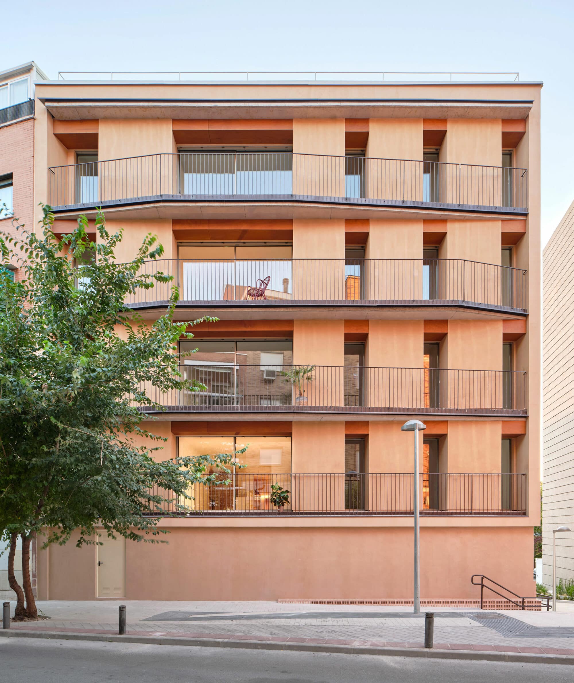Parklex Prodema natural wood soffit used on the roofs and lintels of windows and balconies at the SFJ6 building by MARMOLBRAVO and MADhel Architects.