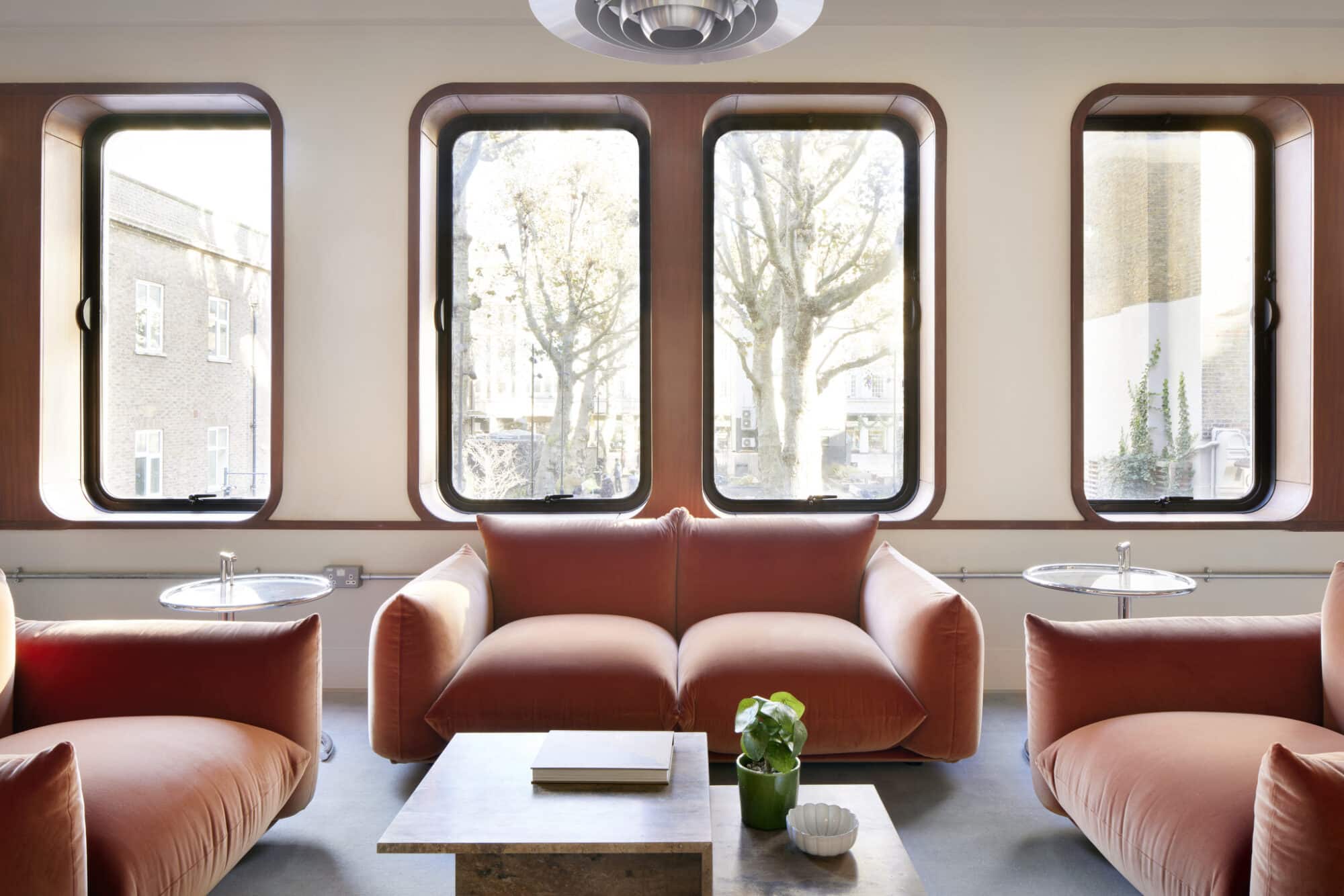 231123 dMFK 45Whitfield 035