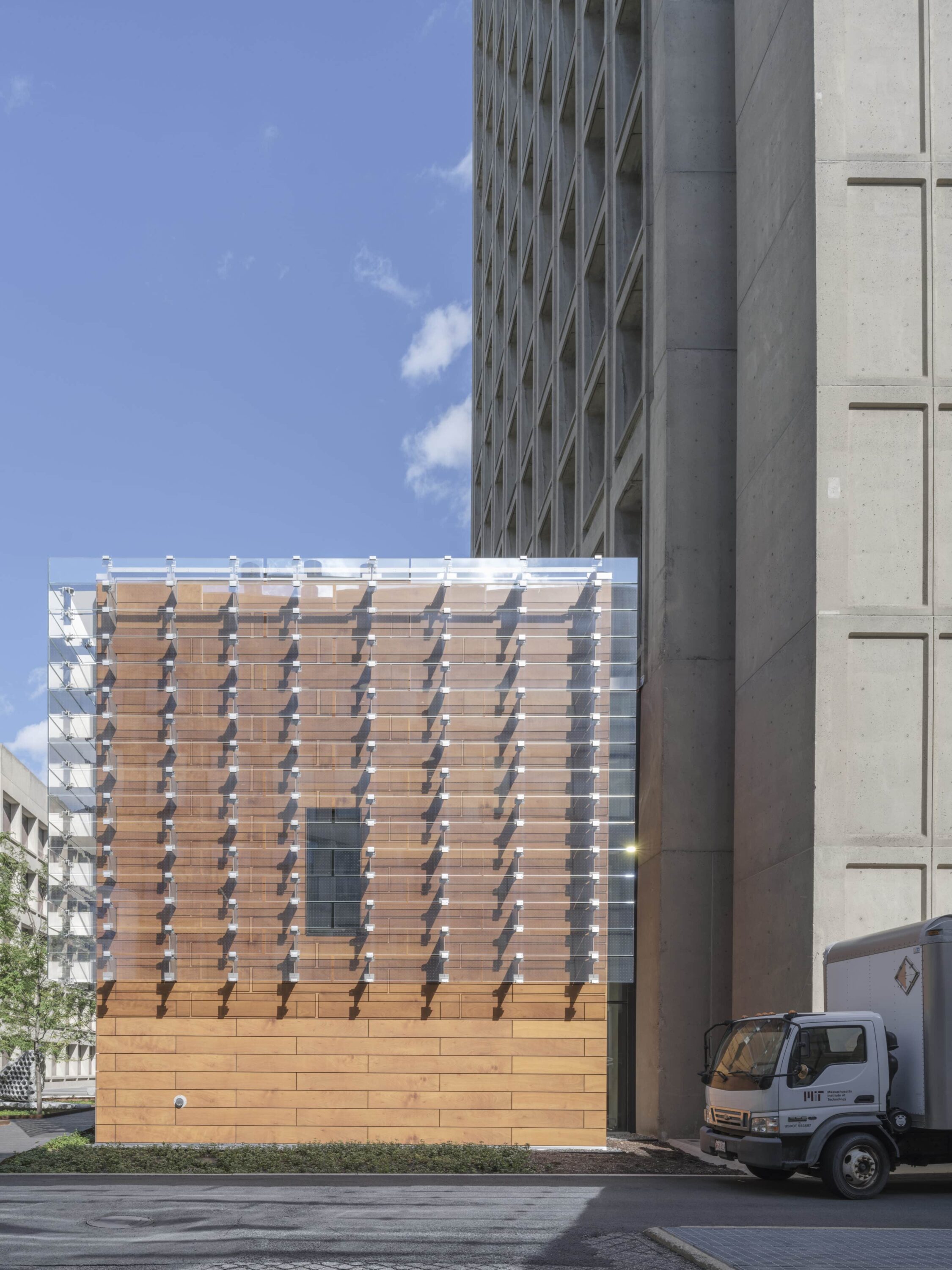 MIT Anmahian Parklex Prodema