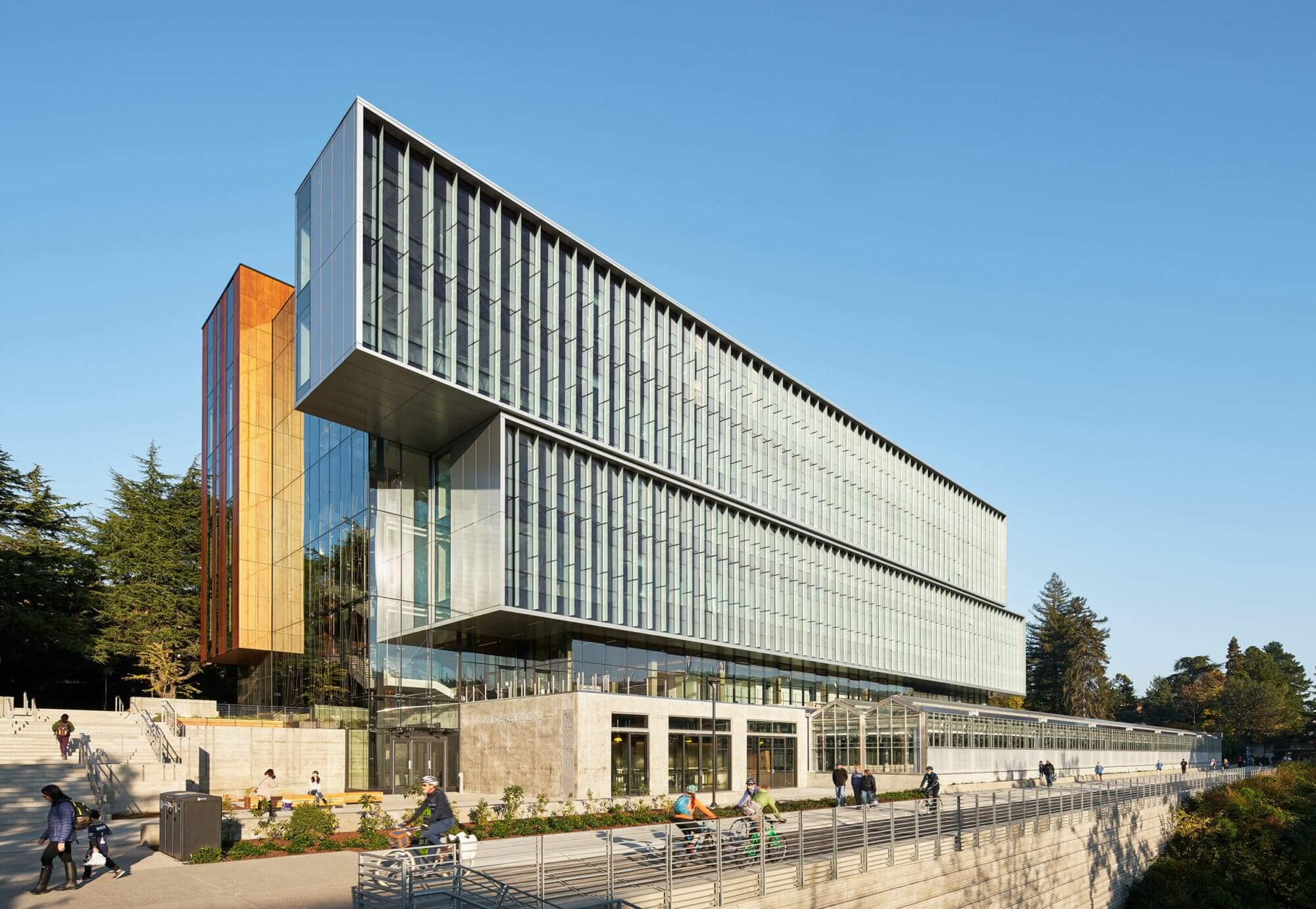parklex-prodema-rustik-life-sciences-building-perkinswill-2-2000x1382
